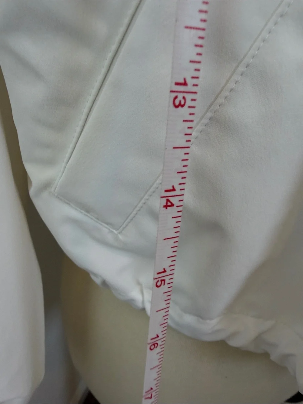 GU White Hooded Jacket - Picture 4 of 6